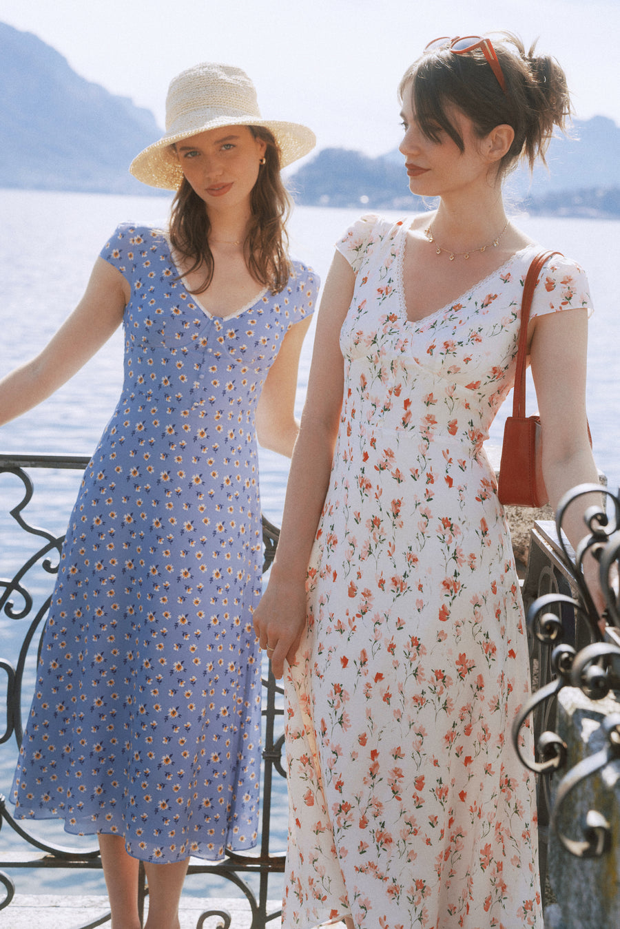 AZURIERA Bale Silk Dress｜Daisy Print Short Sleeved Midi Dress 